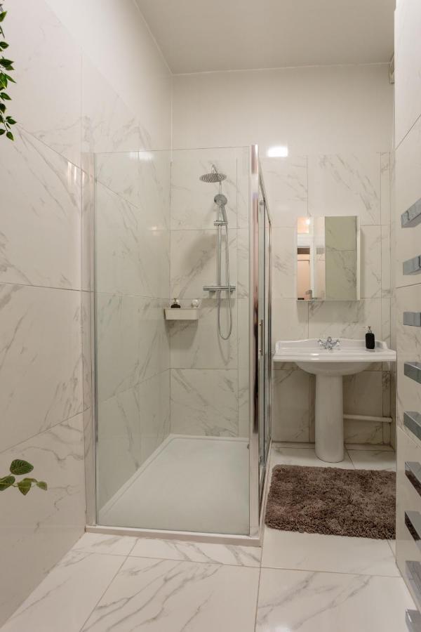 Stylish Apartment At The Edge Of Meadows Park Edimburgo Exterior foto