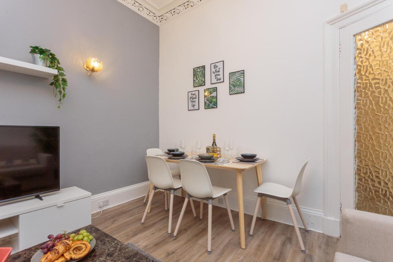 Stylish Apartment At The Edge Of Meadows Park Edimburgo Exterior foto